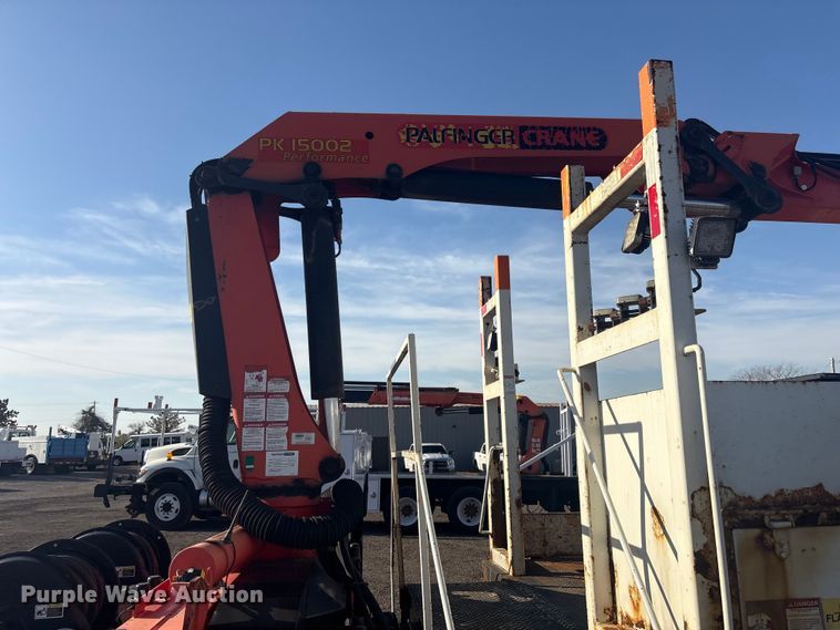 image for item EG8868 2011 International 7500 SBA crane truck