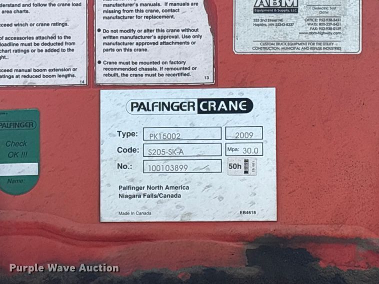 image for item EG8868 2011 International 7500 SBA crane truck