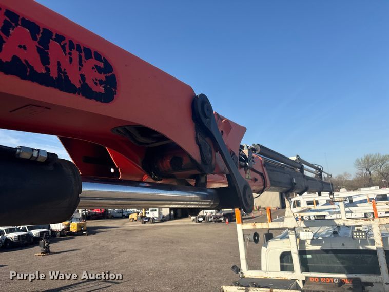 image for item EG8868 2011 International 7500 SBA crane truck