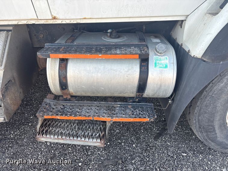 image for item EG8868 2011 International 7500 SBA crane truck