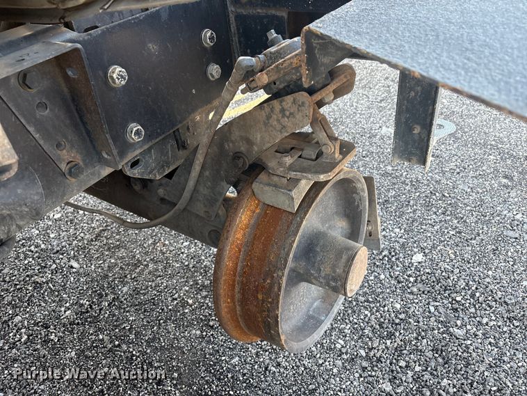 image for item EG8868 2011 International 7500 SBA crane truck