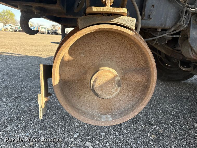 image for item EG8868 2011 International 7500 SBA crane truck