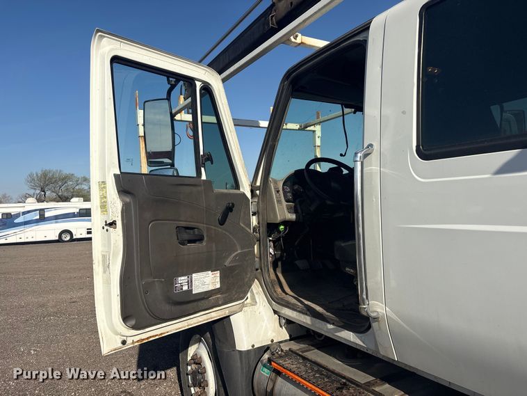 image for item EG8868 2011 International 7500 SBA crane truck