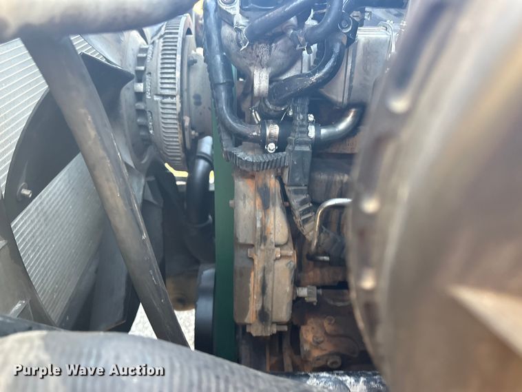 image for item EG8868 2011 International 7500 SBA crane truck