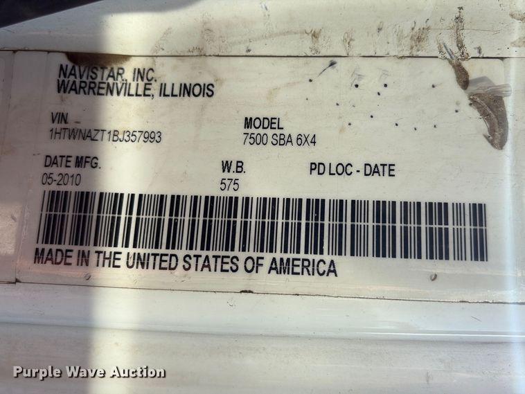 image for item EG8868 2011 International 7500 SBA crane truck