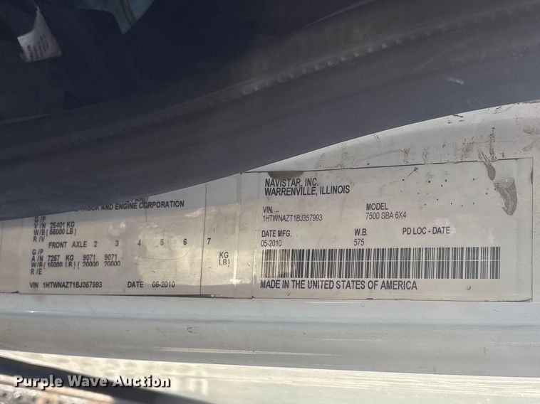 image for item EG8868 2011 International 7500 SBA crane truck