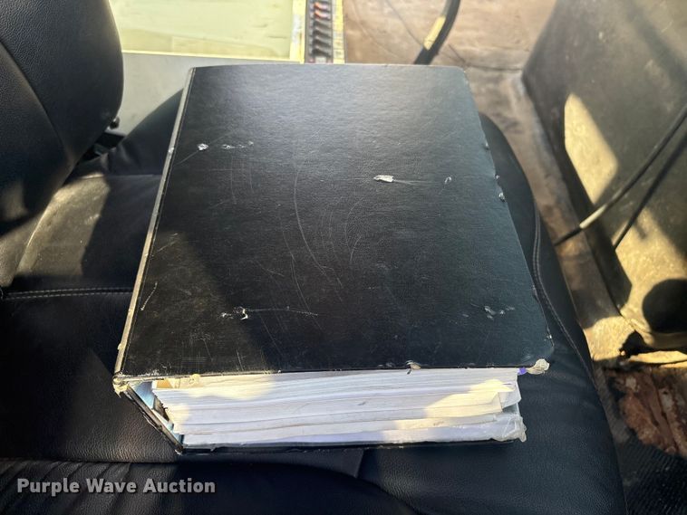 image for item EG8868 2011 International 7500 SBA crane truck