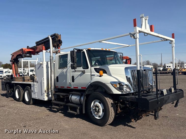 image for item EG8869 2008 International 7500 SBA crane truck