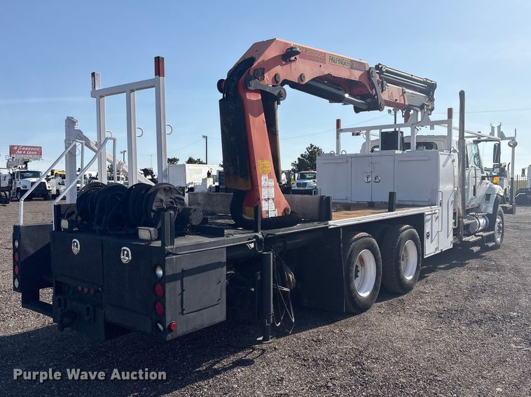 image for item EG8869 2008 International 7500 SBA crane truck