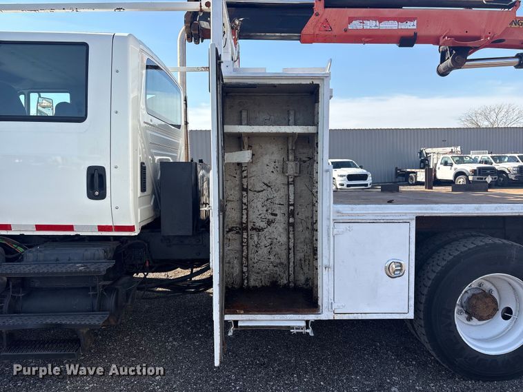 image for item EG8869 2008 International 7500 SBA crane truck