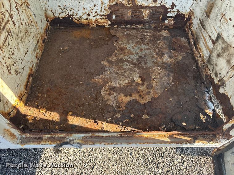 image for item EG8869 2008 International 7500 SBA crane truck