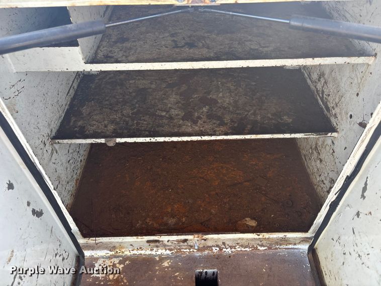 image for item EG8869 2008 International 7500 SBA crane truck