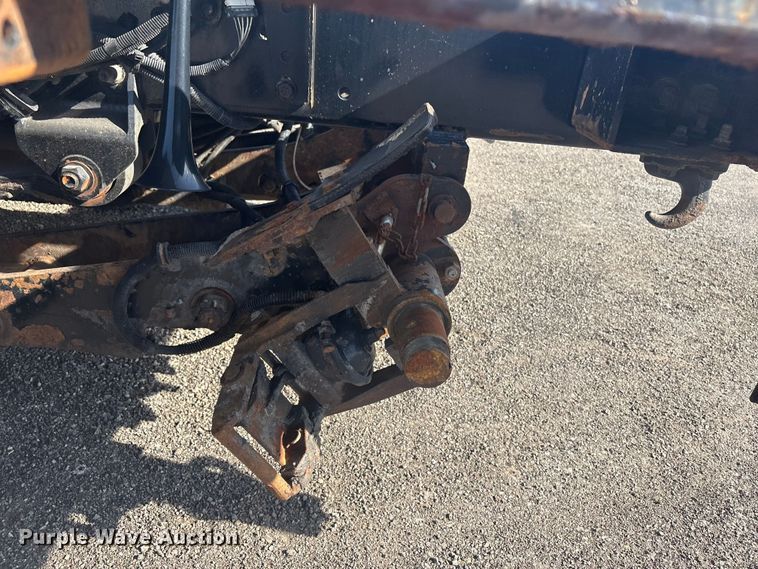 image for item EG8869 2008 International 7500 SBA crane truck