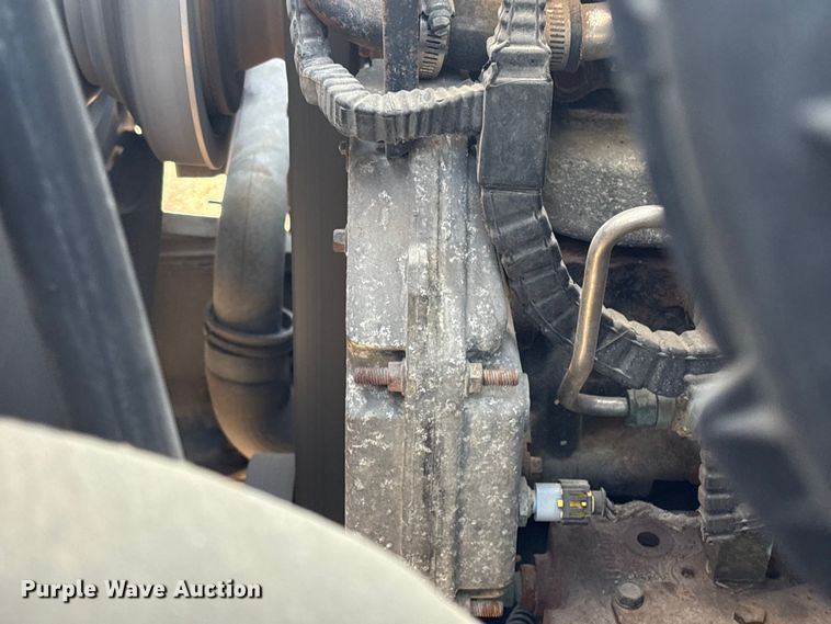 image for item EG8869 2008 International 7500 SBA crane truck