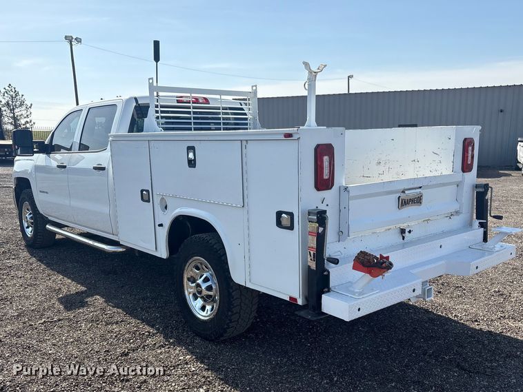 image for item EG8870 2019 Chevrolet Silverado 2500 HD Crew Cab Utility Pickup