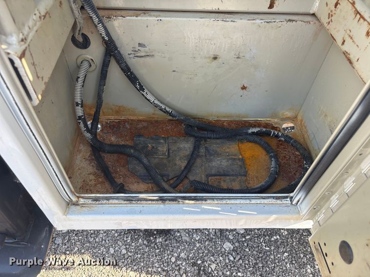 image for item EG8870 2019 Chevrolet Silverado 2500 HD Crew Cab Utility Pickup