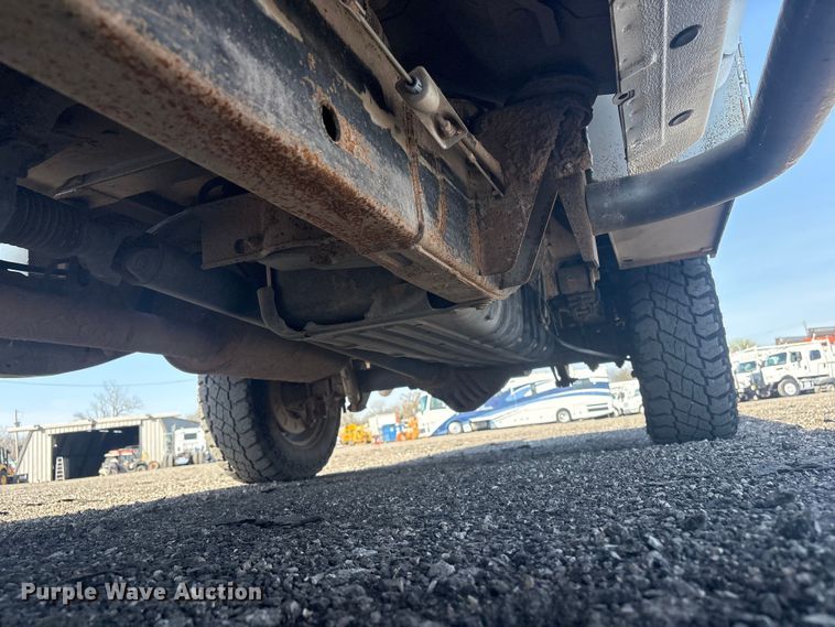 image for item EG8870 2019 Chevrolet Silverado 2500 HD Crew Cab Utility Pickup