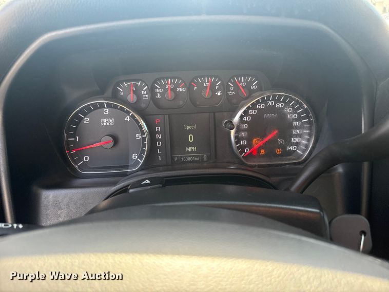 image for item EG8870 2019 Chevrolet Silverado 2500 HD Crew Cab Utility Pickup