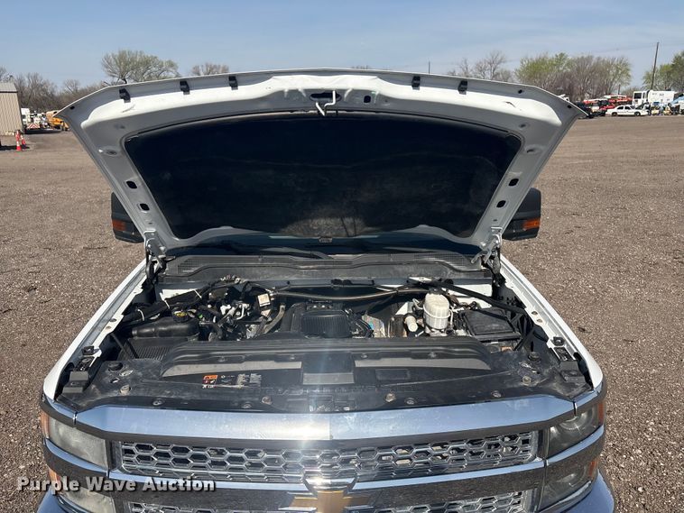 image for item EG8870 2019 Chevrolet Silverado 2500 HD Crew Cab Utility Pickup