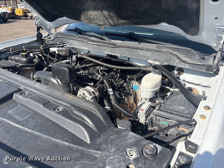 image for item EG8870 2019 Chevrolet Silverado 2500 HD Crew Cab Utility Pickup