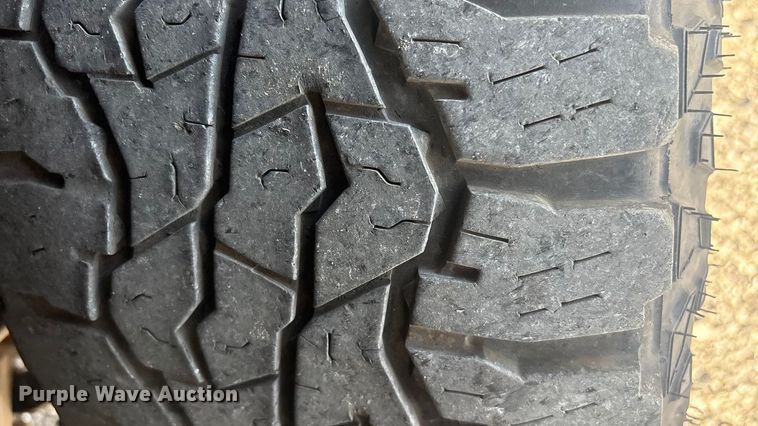 image for item EG8870 2019 Chevrolet Silverado 2500 HD Crew Cab Utility Pickup