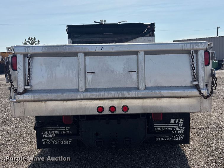 image for item EG8871 2012 Ford F450 Super Duty dump truck