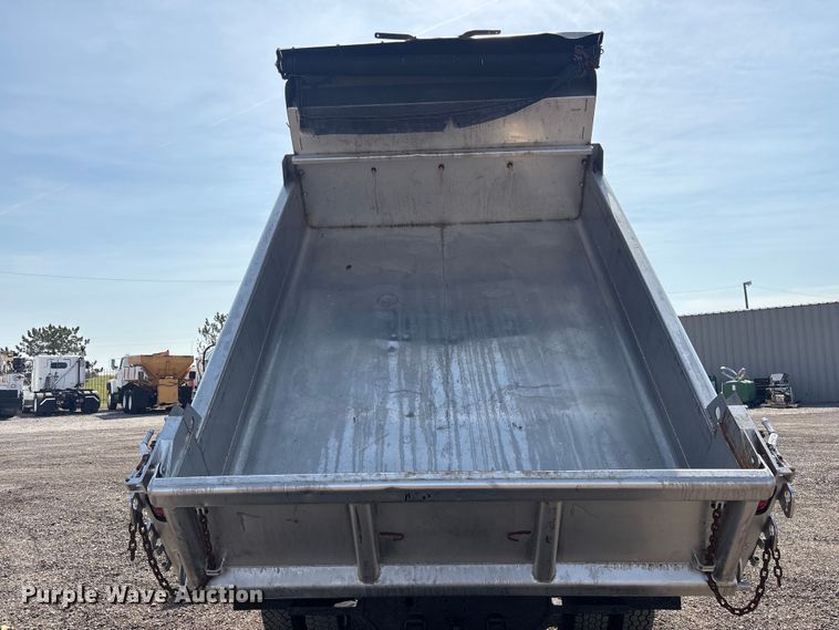 image for item EG8871 2012 Ford F450 Super Duty dump truck