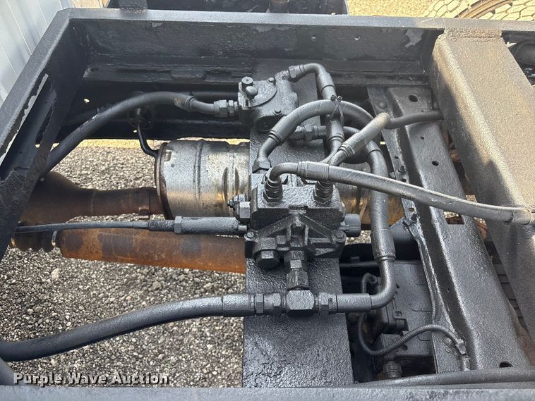 image for item EG8871 2012 Ford F450 Super Duty dump truck