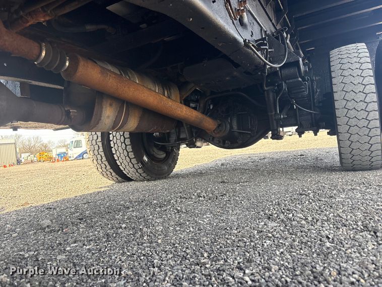 image for item EG8871 2012 Ford F450 Super Duty dump truck