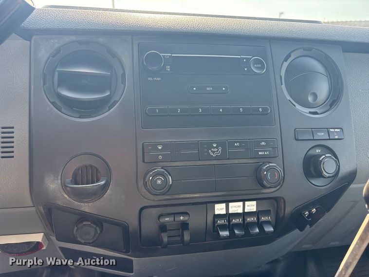 image for item EG8871 2012 Ford F450 Super Duty dump truck