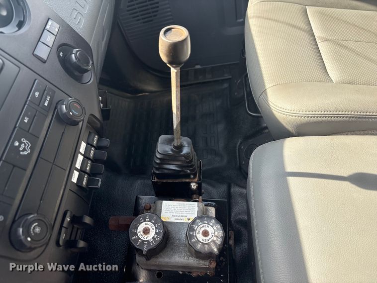 image for item EG8871 2012 Ford F450 Super Duty dump truck