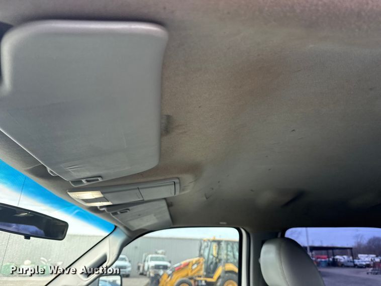 image for item EG8877 2012 Ford F550 Super Duty Crew Cab utility / service truck