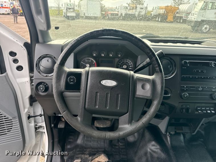 image for item EG8877 2012 Ford F550 Super Duty Crew Cab utility / service truck