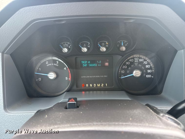 image for item EG8877 2012 Ford F550 Super Duty Crew Cab utility / service truck