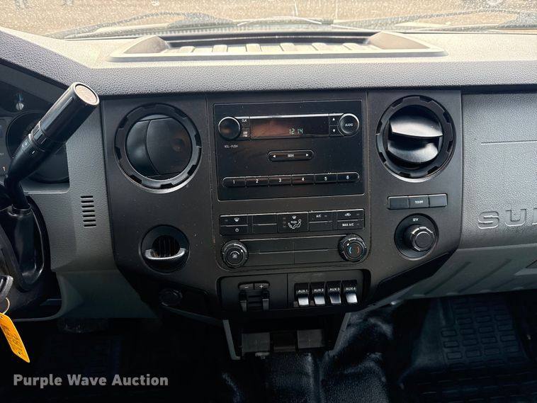 image for item EG8877 2012 Ford F550 Super Duty Crew Cab utility / service truck