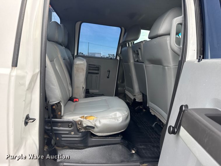 image for item EG8877 2012 Ford F550 Super Duty Crew Cab utility / service truck