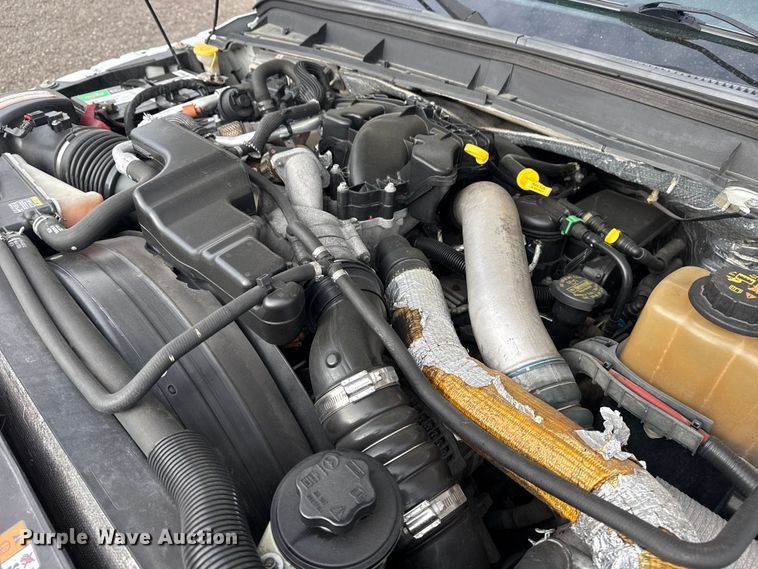 image for item EG8877 2012 Ford F550 Super Duty Crew Cab utility / service truck