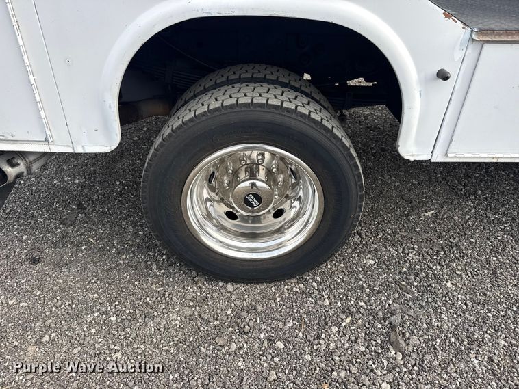 image for item EG8877 2012 Ford F550 Super Duty Crew Cab utility / service truck