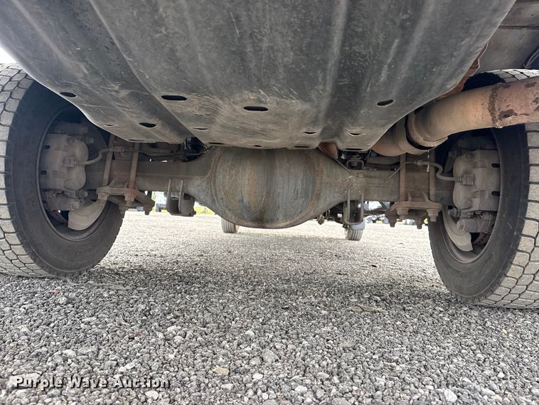 image for item EG8877 2012 Ford F550 Super Duty Crew Cab utility / service truck