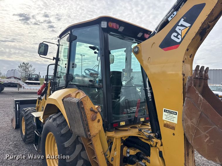 image for item EG8878 2017 Caterpillar 420F2IT backhoe