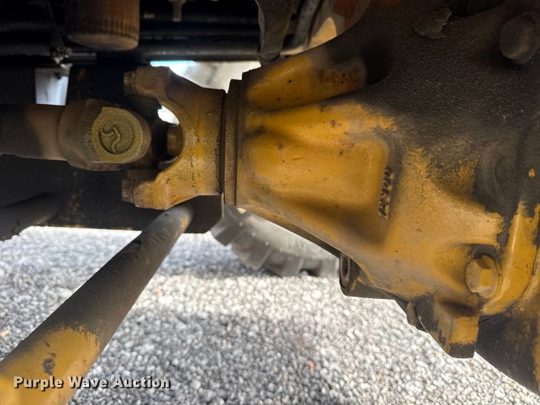 image for item EG8878 2017 Caterpillar 420F2IT backhoe