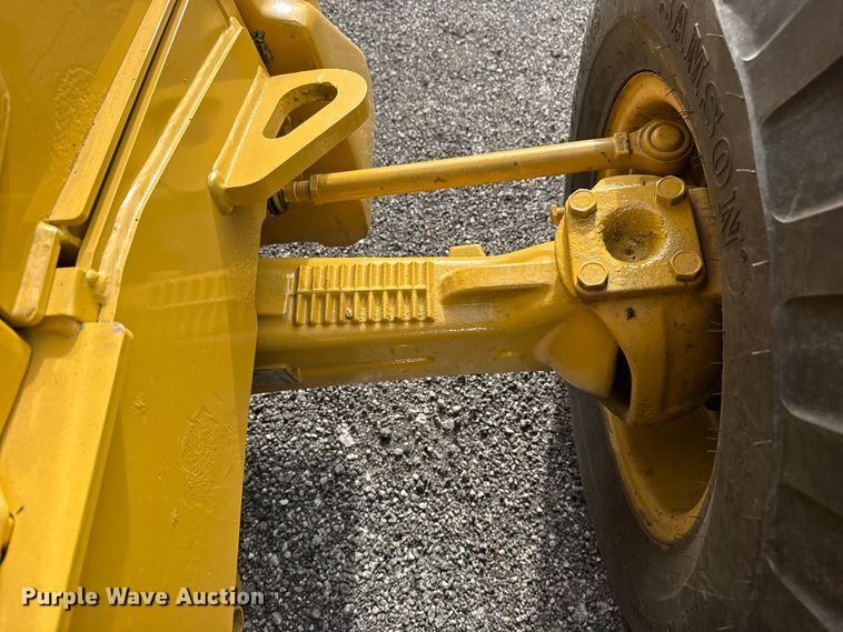 image for item EG8878 2017 Caterpillar 420F2IT backhoe