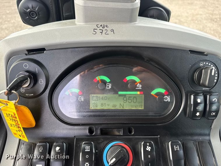 image for item EG8878 2017 Caterpillar 420F2IT backhoe