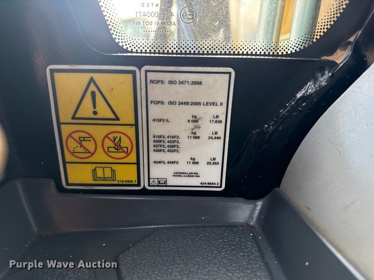 image for item EG8878 2017 Caterpillar 420F2IT backhoe