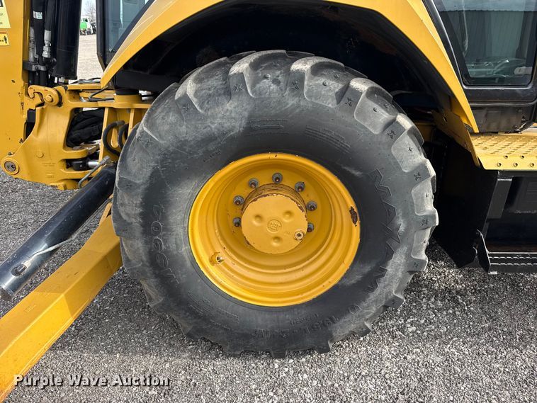 image for item EG8878 2017 Caterpillar 420F2IT backhoe