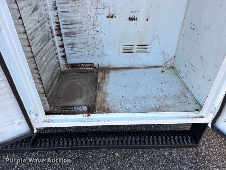 image for item EG8881 2012 Freightliner Business Class M2 crane truck