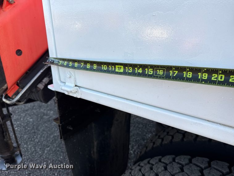 image for item EG8881 2012 Freightliner Business Class M2 crane truck