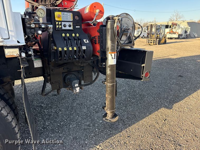 image for item EG8881 2012 Freightliner Business Class M2 crane truck