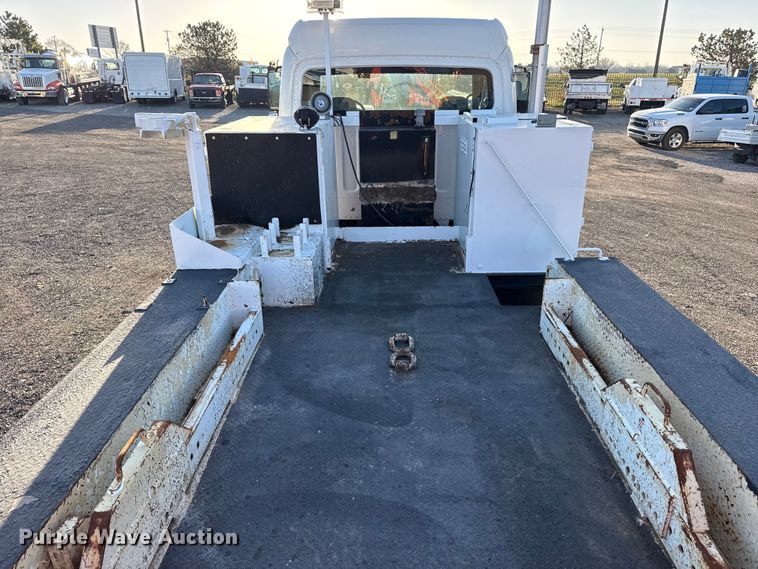 image for item EG8881 2012 Freightliner Business Class M2 crane truck