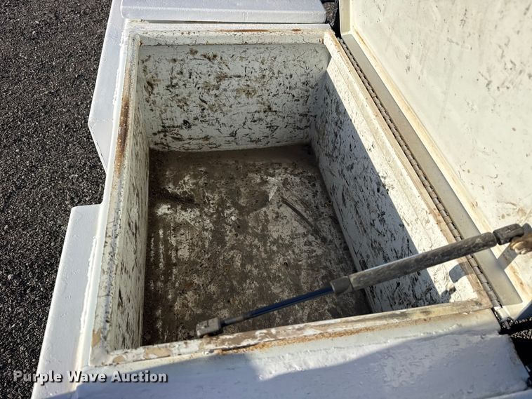 image for item EG8881 2012 Freightliner Business Class M2 crane truck